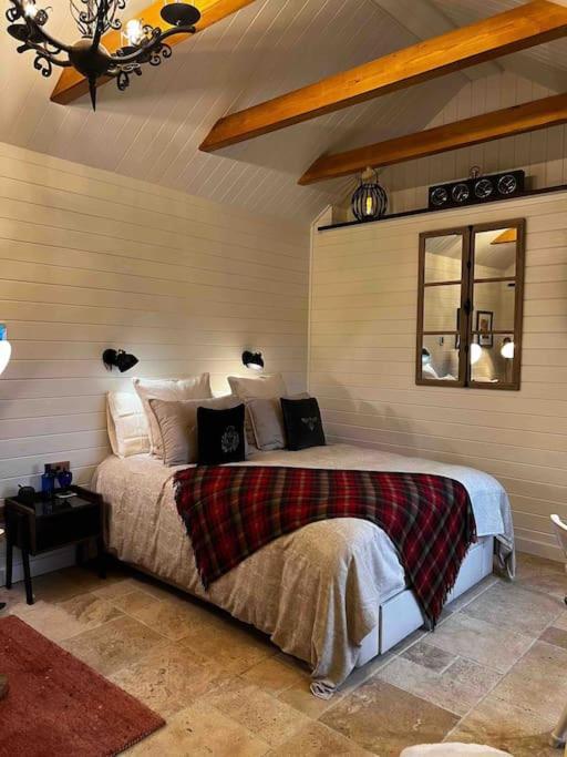 Charming Stone Bothy At Loch Lomond Villa Luss Ngoại thất bức ảnh