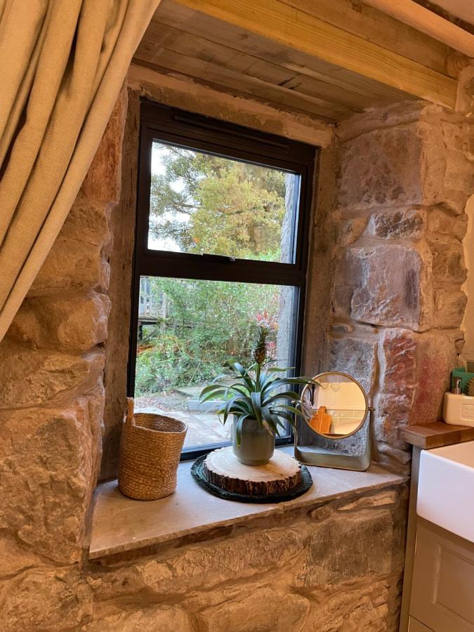 Charming Stone Bothy At Loch Lomond Villa Luss Ngoại thất bức ảnh